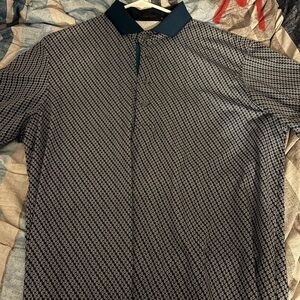 Greyson polo size medium